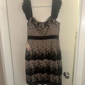 Black and White Sleeveless Mini Sundress